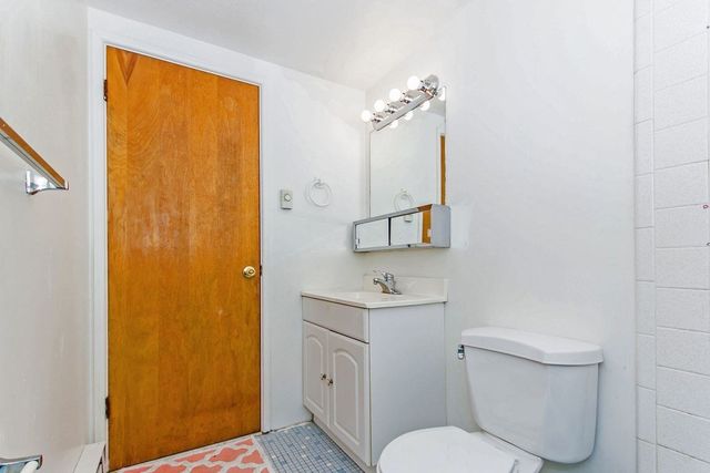 84 Pleasant 11, Randolph, MA 02368