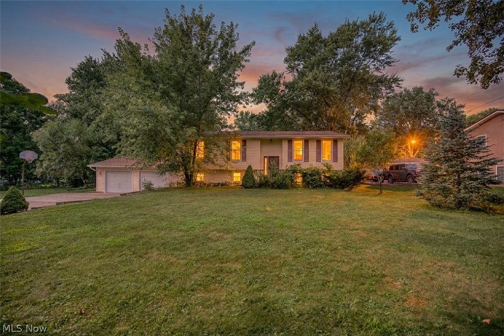 321 Perry Road, Tallmadge, OH 44278