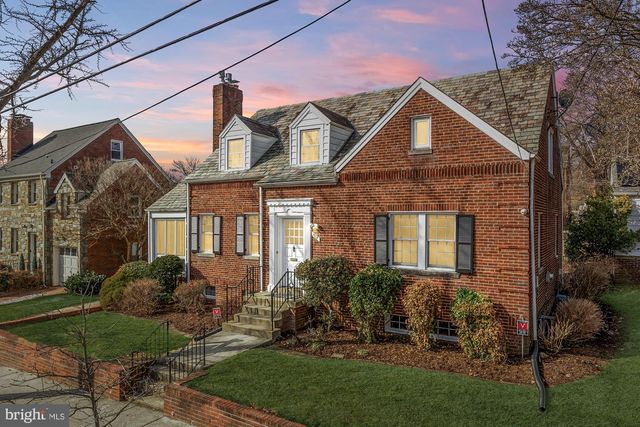 3918 17TH PL NE, Washington, DC 20018