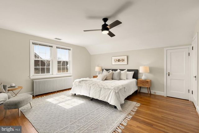 3918 17TH PL NE, Washington, DC 20018