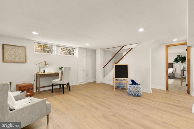 3918 17TH PL NE, Washington, DC 20018