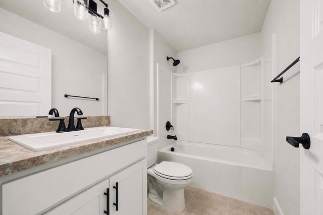 372 SW Feldman Avenue, Port St. Lucie, FL 34953
