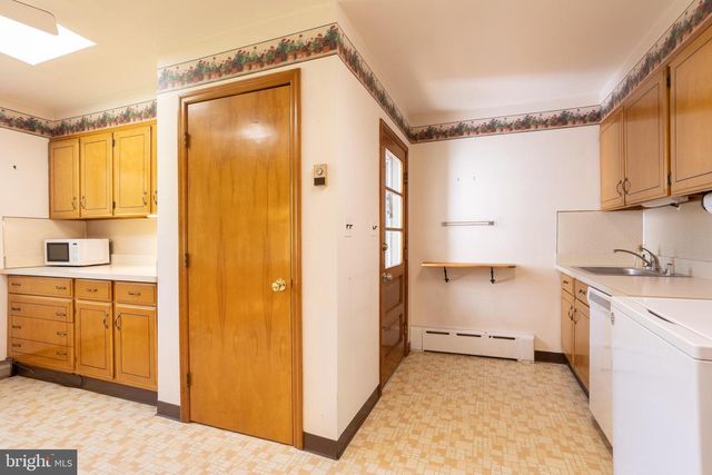 4008 PINEWOOD AVE, Baltimore, MD 21206