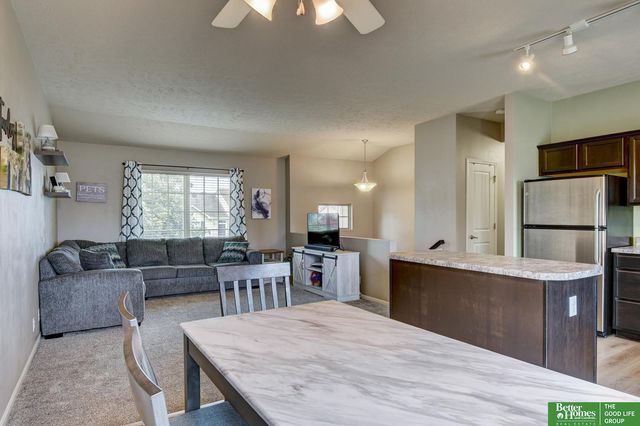 19418 R Street, Omaha, NE 68135