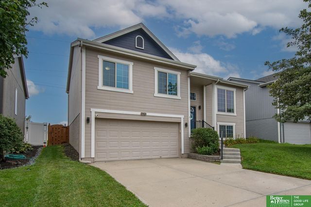 19418 R Street, Omaha, NE 68135