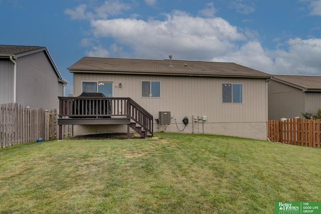 19418 R Street, Omaha, NE 68135