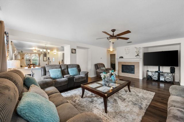 1315 Foster Street, Cedar Hill, TX 75104