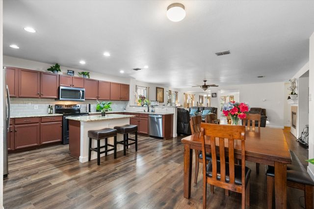 1315 Foster Street, Cedar Hill, TX 75104