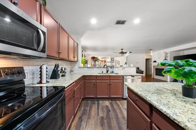 1315 Foster Street, Cedar Hill, TX 75104