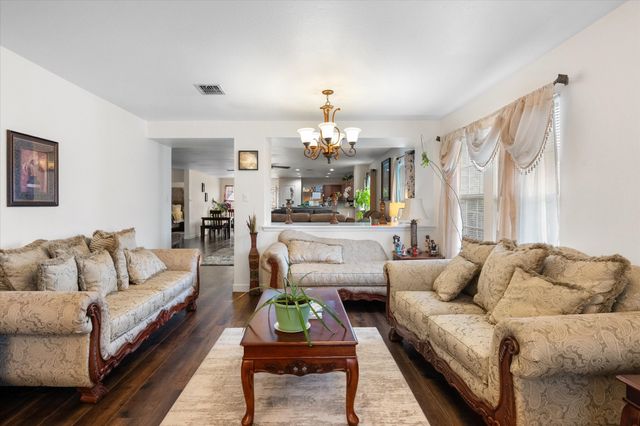 1315 Foster Street, Cedar Hill, TX 75104