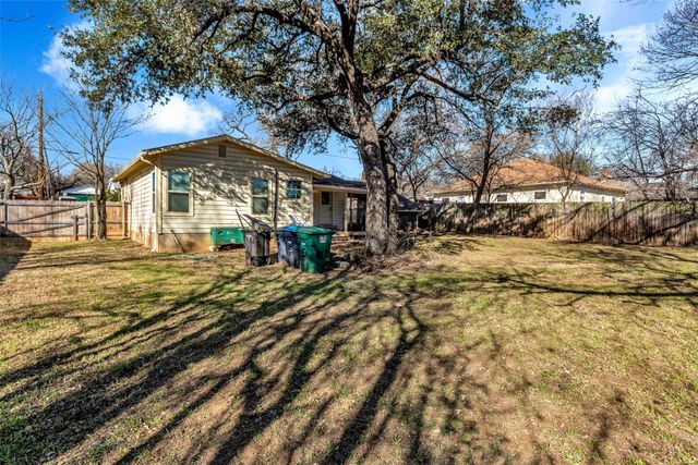 2721 Janice Lane, Fort Worth, TX 76112