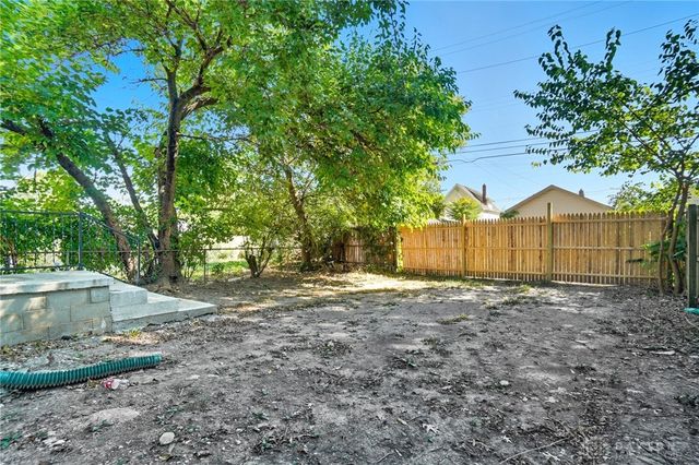 210 N Oakley Avenue, Columbus, OH 43204