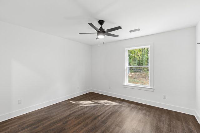 4582 Highway N 27, La Fayette, GA 30728