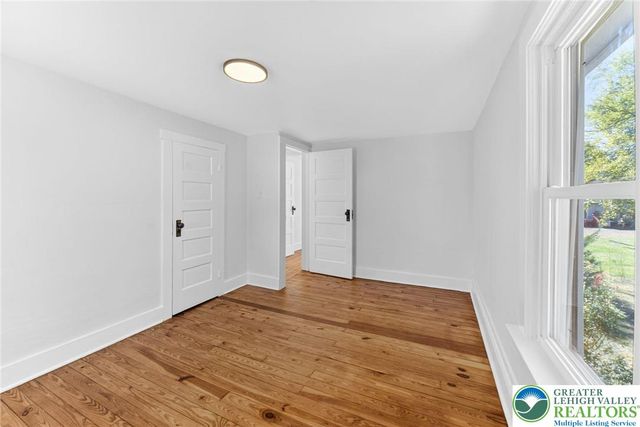 3 Oakland Avenue, East Stroudsburg, PA 18301