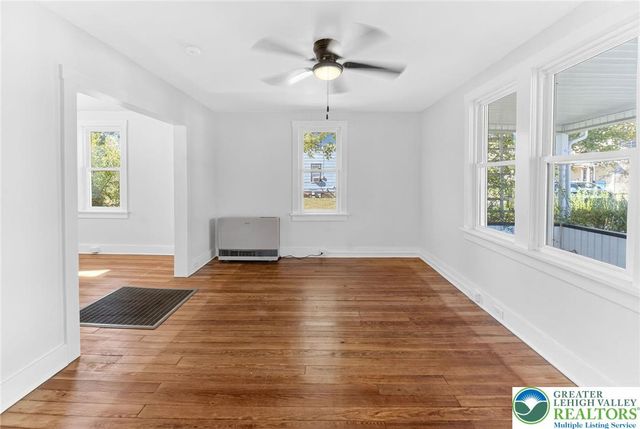 3 Oakland Avenue, East Stroudsburg, PA 18301