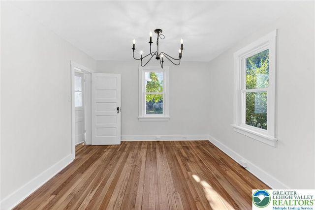 3 Oakland Avenue, East Stroudsburg, PA 18301
