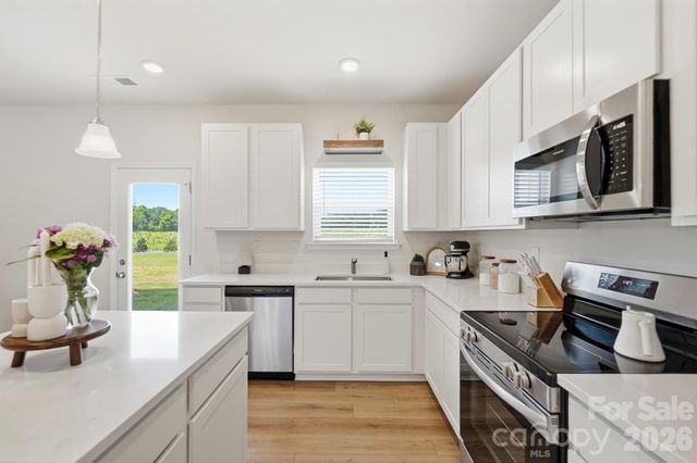 6023 Busch Way, Midland, NC 28107