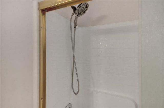 15900 Dry Creek Ln, Grass Valley, CA 95949