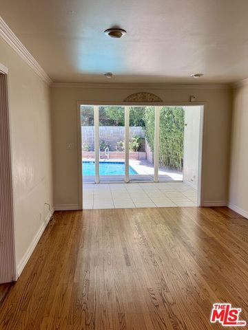1546 San Ysidro Drive, Beverly Hills, CA 90210