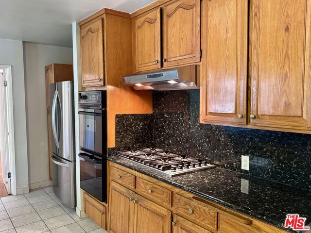 1546 San Ysidro Drive, Beverly Hills, CA 90210