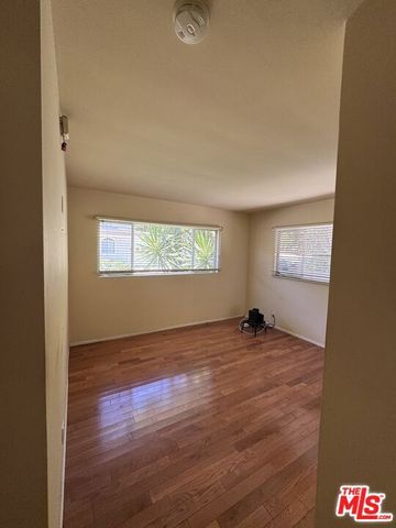 1546 San Ysidro Drive, Beverly Hills, CA 90210