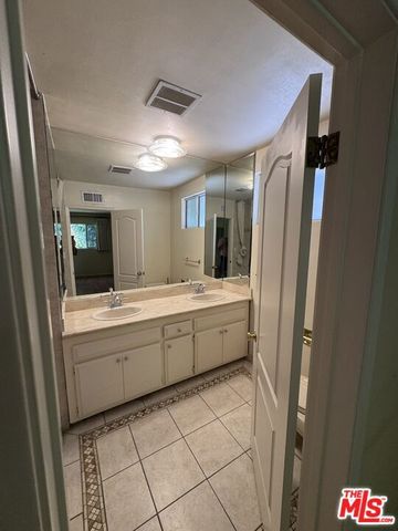 1546 San Ysidro Drive, Beverly Hills, CA 90210