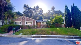 1546 San Ysidro Drive, Beverly Hills, CA 90210
