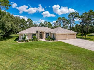 11235 WARM WIND WAY, Weeki Wachee, FL 34614