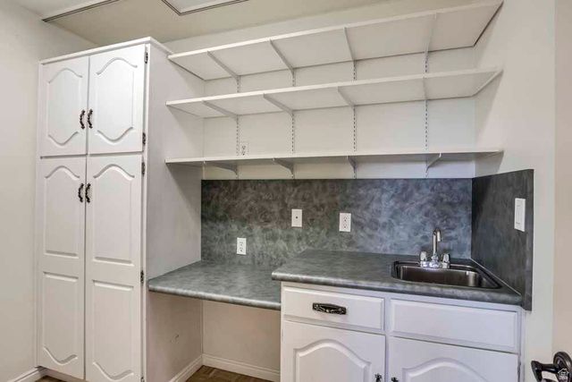 1232 E CHANDLER CIR, Salt Lake City, UT 84103