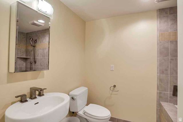 1232 E CHANDLER CIR, Salt Lake City, UT 84103