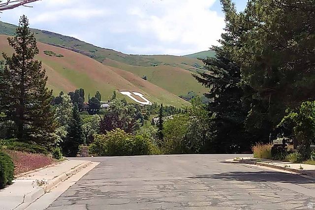1232 E CHANDLER CIR, Salt Lake City, UT 84103