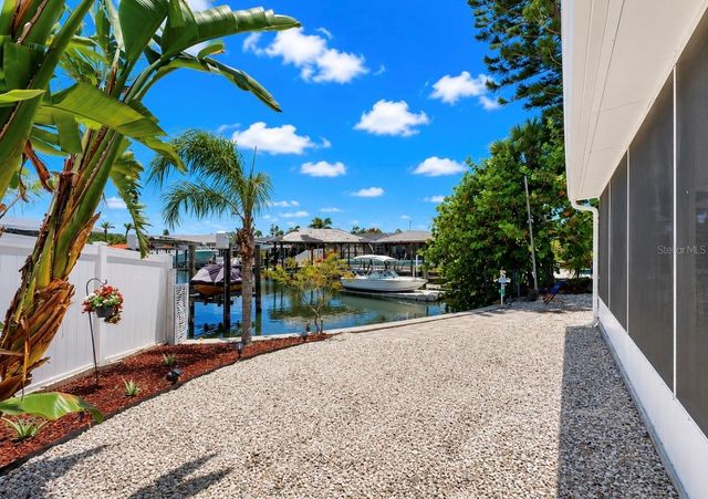 6513 ABACO DRIVE, Apollo Beach, FL 33572