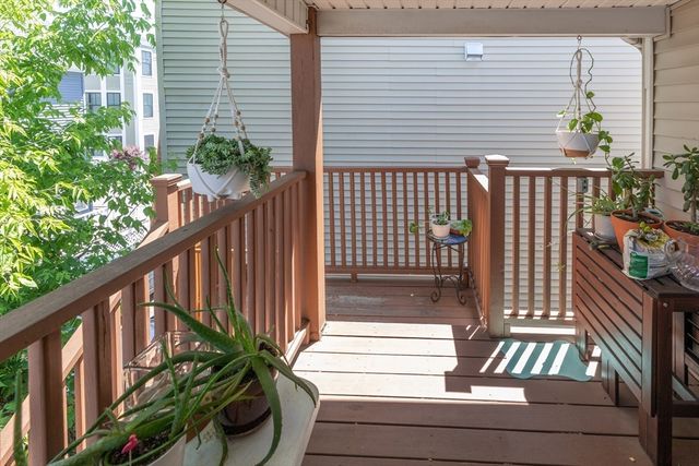 17-B Bonair St 17B, Somerville, MA 02145