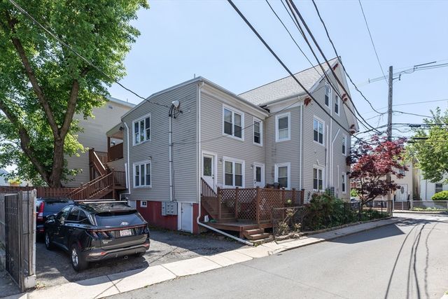 17-B Bonair St 17B, Somerville, MA 02145