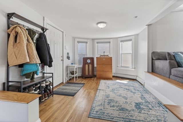 17-B Bonair St 17B, Somerville, MA 02145