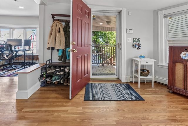 17-B Bonair St 17B, Somerville, MA 02145