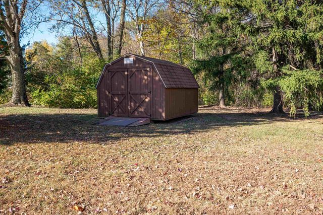 6709 N Goshen Road, Huntington, IN 46750