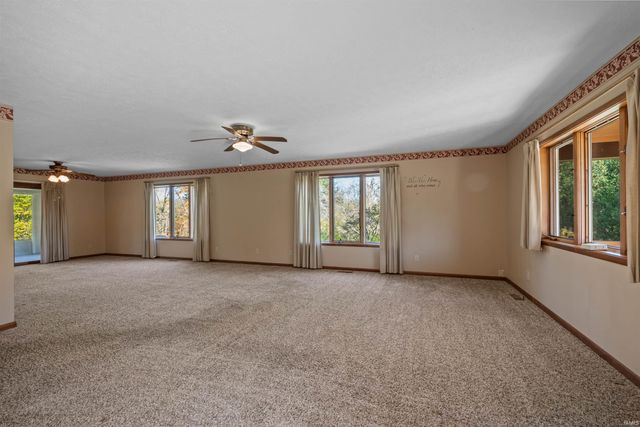 6709 N Goshen Road, Huntington, IN 46750