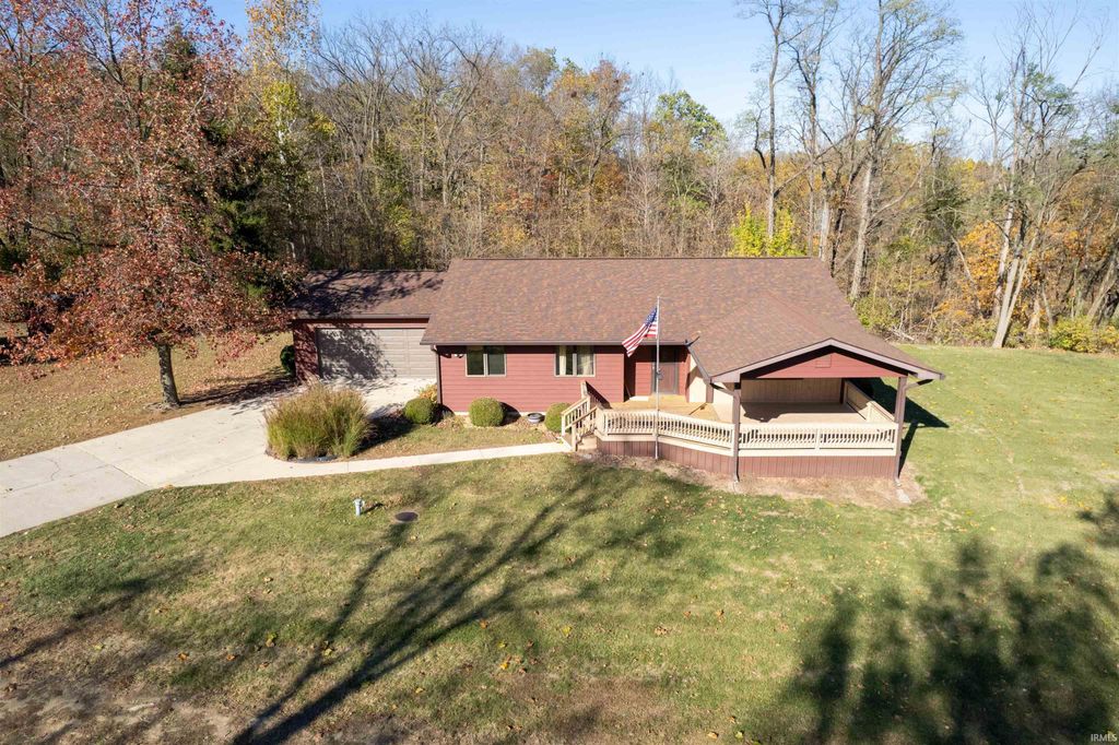 6709 N Goshen Road, Huntington, IN 46750