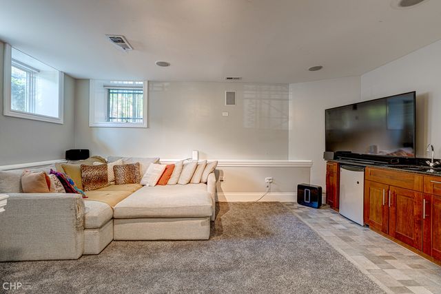 2116 W Potomac Avenue 1, Chicago, IL 60622