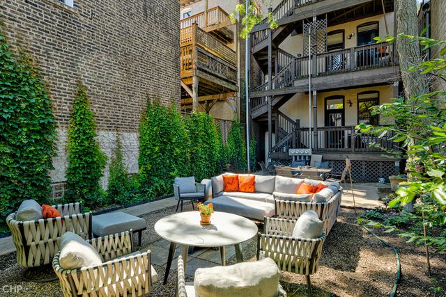 2116 W Potomac Avenue 1, Chicago, IL 60622