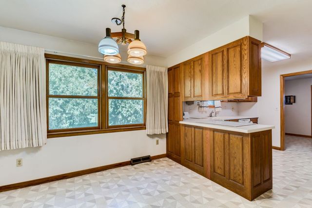 2415 S Herrington, Wichita, KS 67210