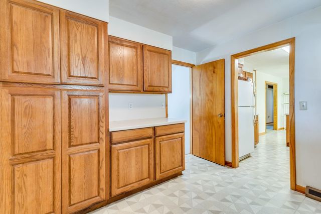 2415 S Herrington, Wichita, KS 67210