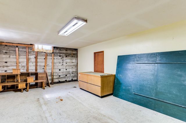 2415 S Herrington, Wichita, KS 67210