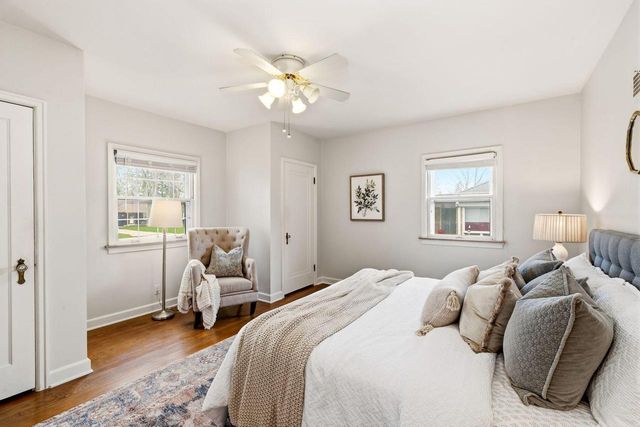 1350 Blue Ridge BOULEVARD, Elm Grove, WI 53122
