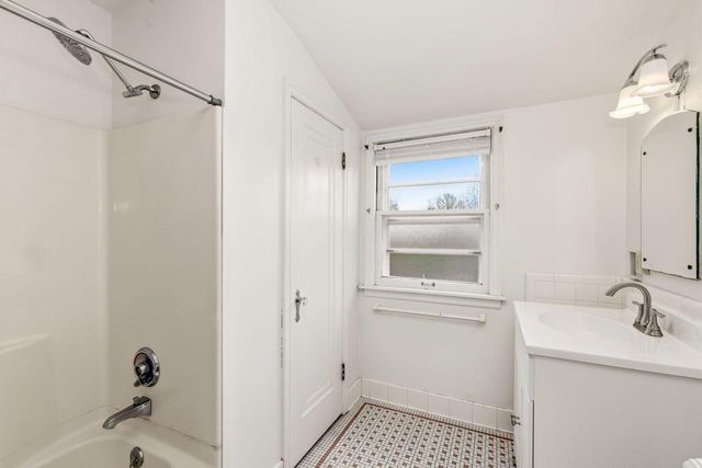 1350 Blue Ridge BOULEVARD, Elm Grove, WI 53122