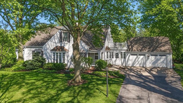 1350 Blue Ridge BOULEVARD, Elm Grove, WI 53122