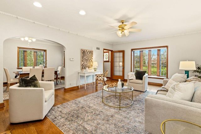 1350 Blue Ridge BOULEVARD, Elm Grove, WI 53122