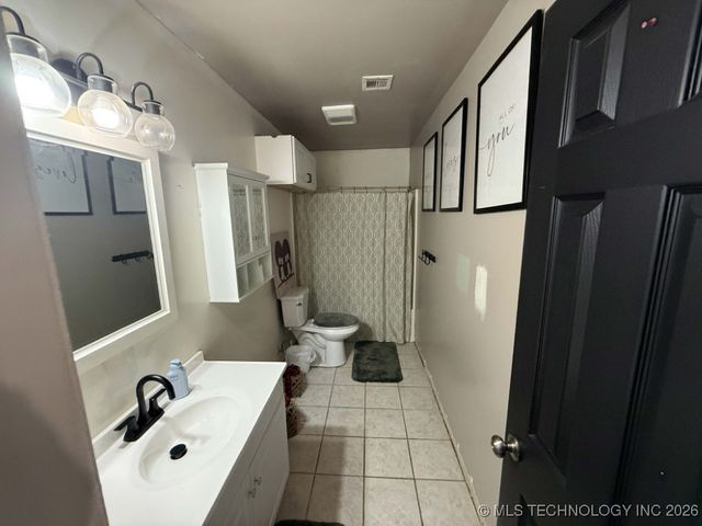 4714 S 29th West Avenue, Tulsa, OK 74107