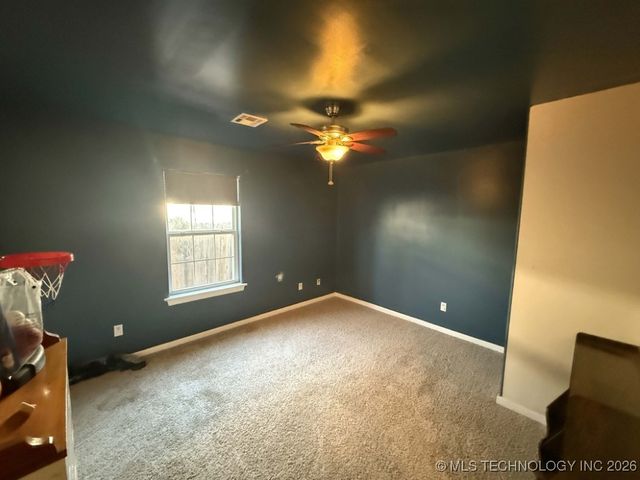 4714 S 29th West Avenue, Tulsa, OK 74107